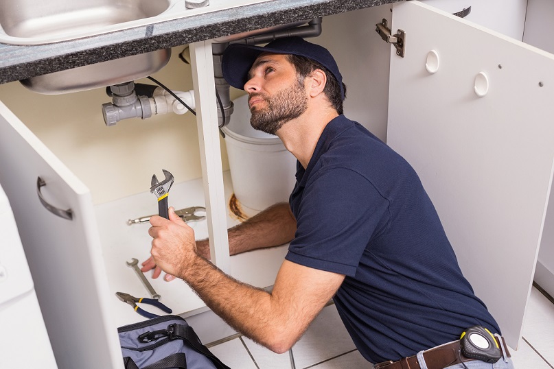 How to find qualified tradespeople for your home maintenance