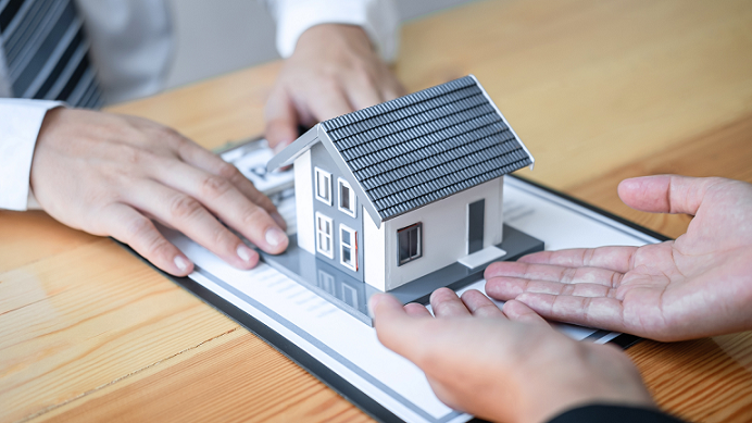 Choosing the right agent to sell your home Choosing the right agent to sell your home